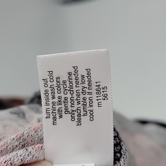 Lane Bryant Black and Red Floral Tunic - Picture 13 of 15